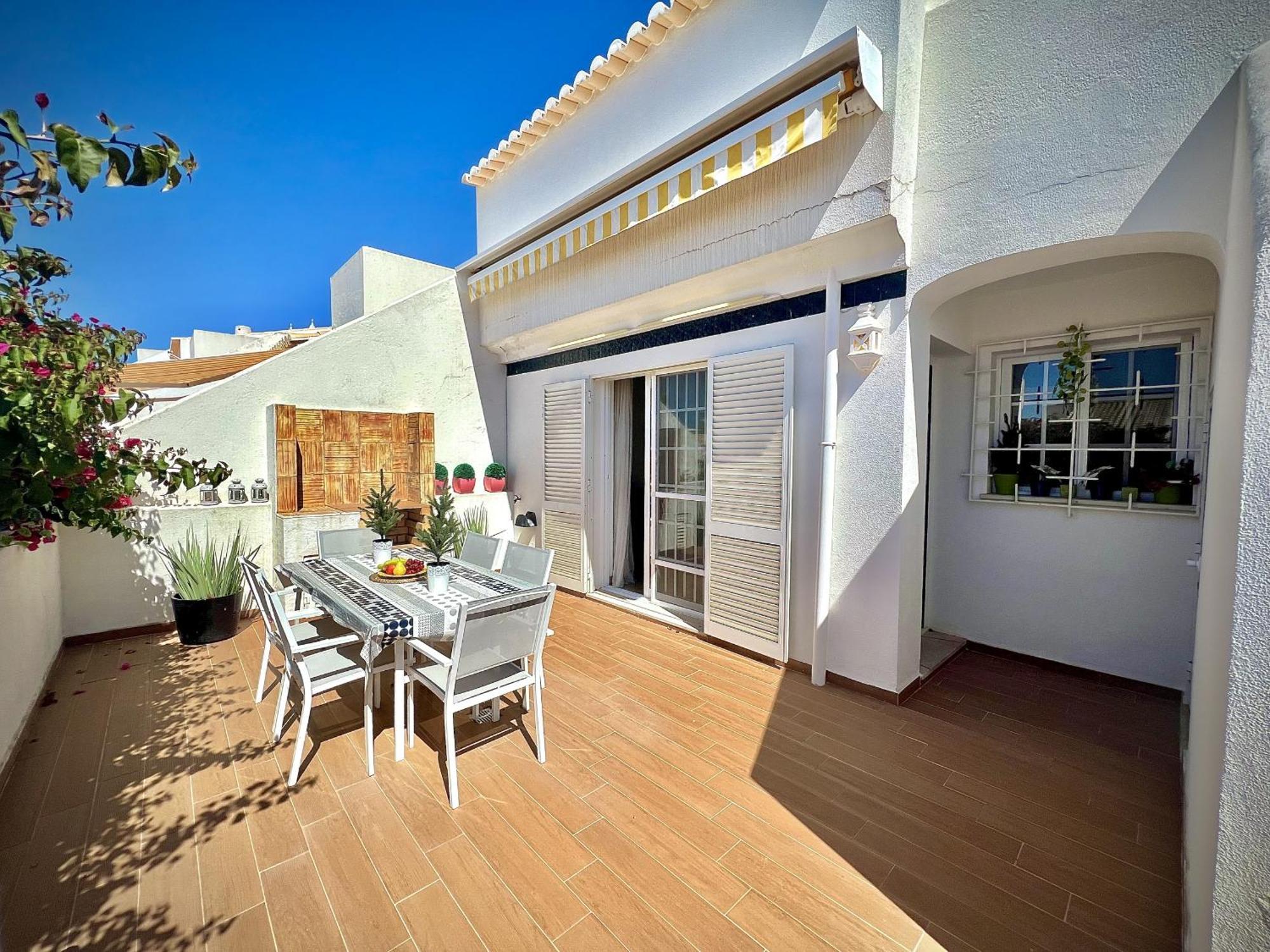 Villa Eden With Pool By Homing *